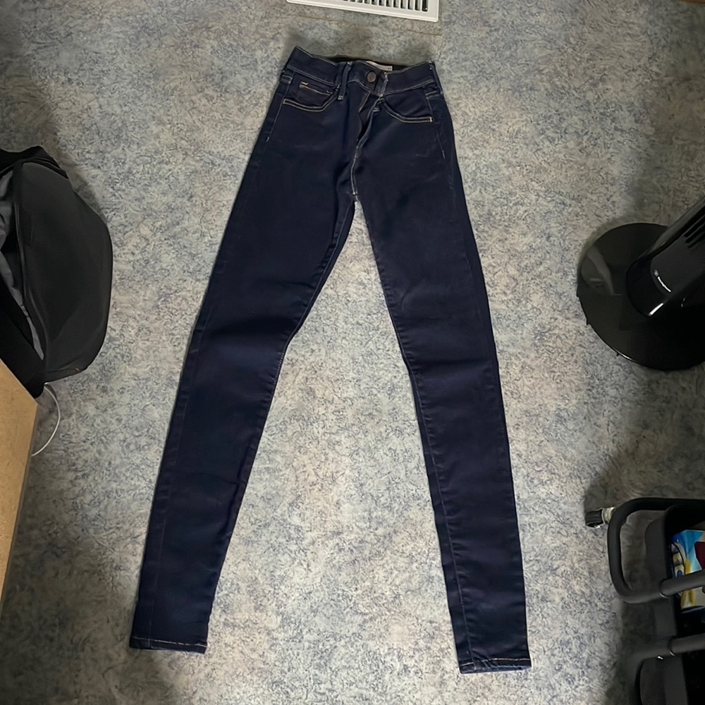 BUY 1 ITEM, GET 1 FREE - Levis High Rise Super Skinny